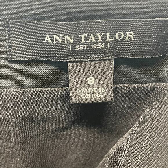 Ann Taylor Women’s Lined Black Pencil Skirt Knee Length Zipper Back Vent Size 8 - Picture 5 of 5